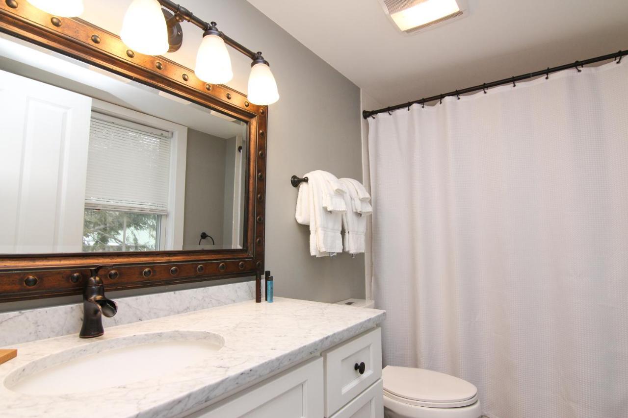 Two Bedroom With Lake View Wolfeboro Esterno foto